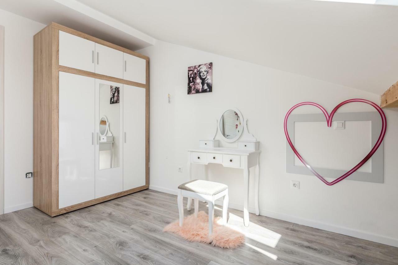 Luxury Apartment La Es Marčelji Zewnętrze zdjęcie